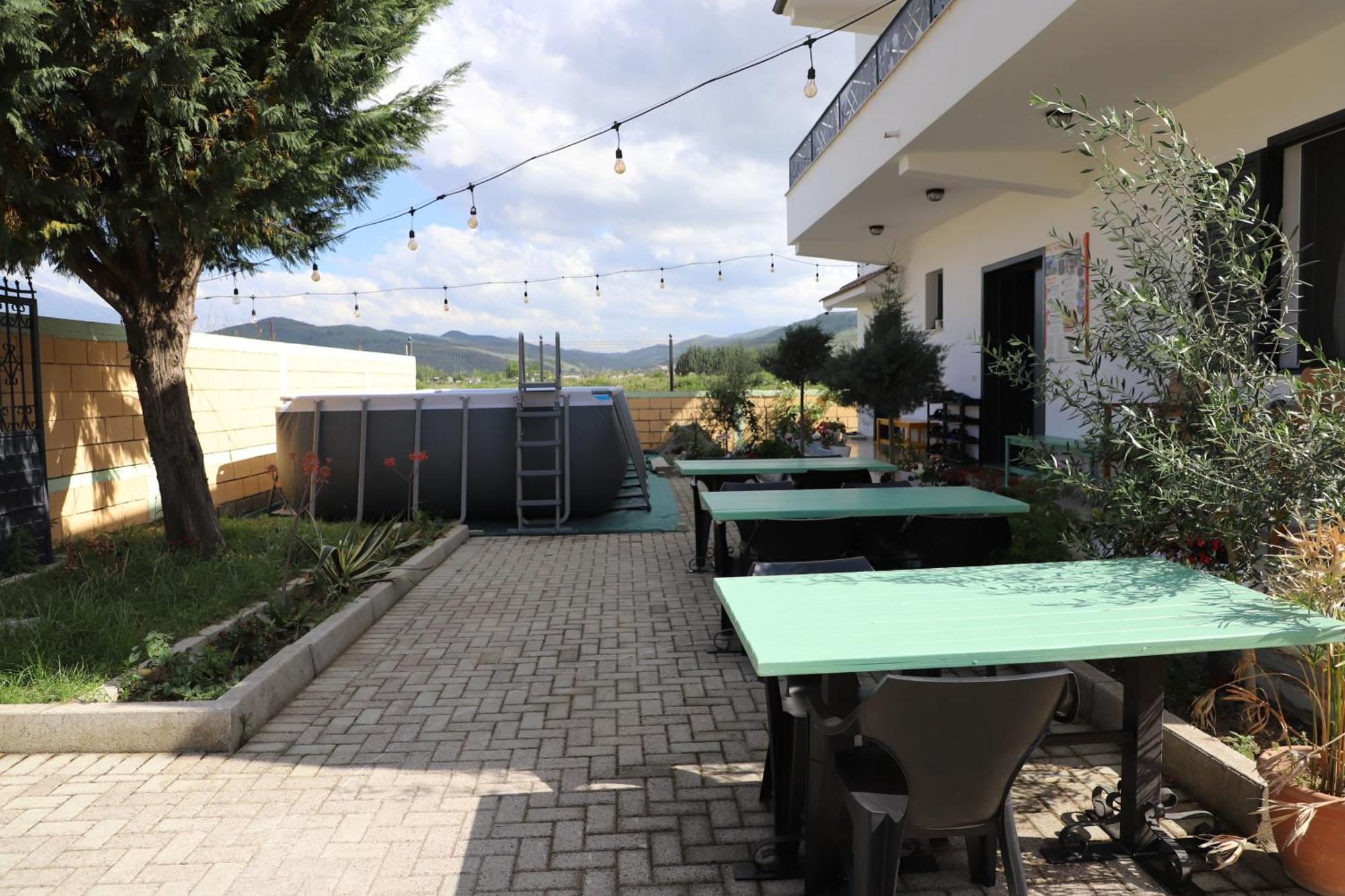 Baza Hostel - Swimming Pool Berat Eksteriør bilde